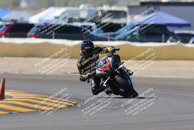 media/Oct-09-2022-SoCal Trackdays (Sun) [[95640aeeb6]]/Turn 2 (1110am)/